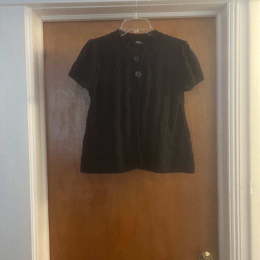 a.n.a Women’s Black Short Sleeve 2-button Cardigan